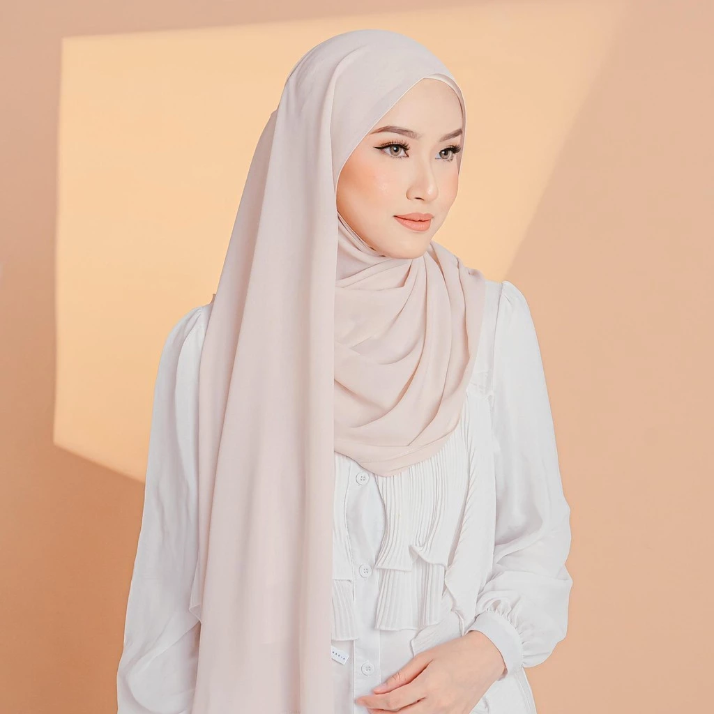 Luxe Chiffon Shawl - Image 6
